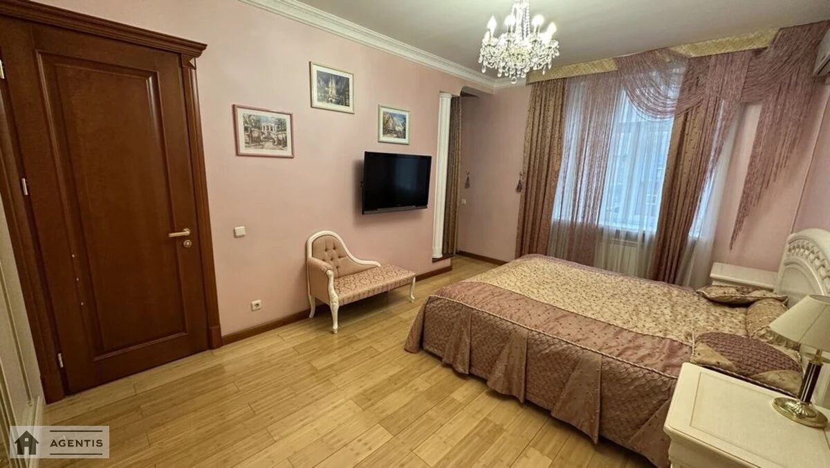 Apartment for rent. 4 rooms, 360 m², 4th floor/7 floors. 71, Velyka Vaselkivska 71, Kyiv. 