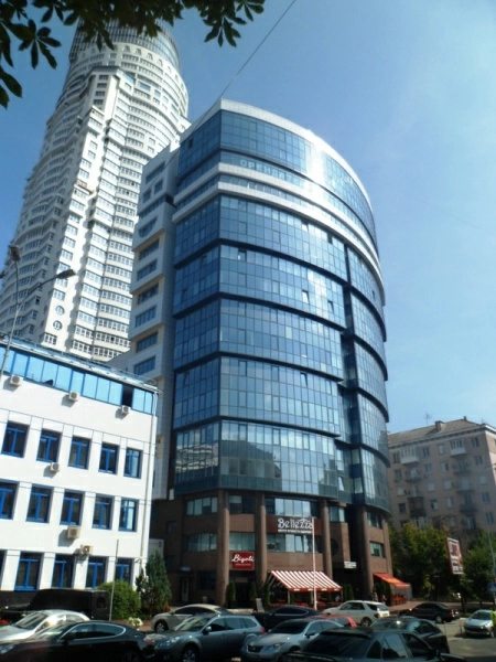 Продажа офиса. 2 rooms, 760 m², 15 floor/16 floors. 7, Кловский 7, Киев. 