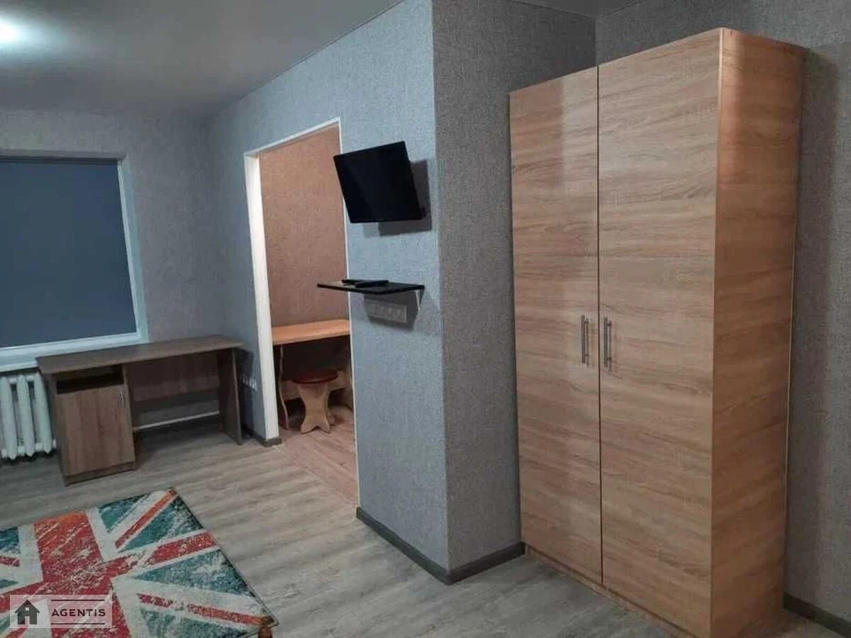 Apartment for rent. 1 room, 33 m², 2nd floor/5 floors. 20, Vatutina vul., Vyshneve. 