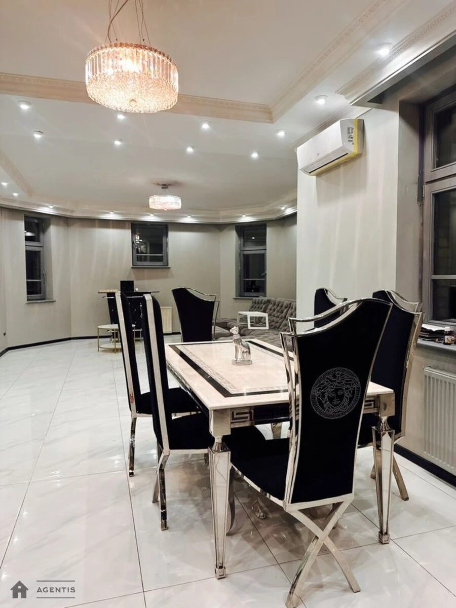Apartment for rent. 3 rooms, 140 m², 3rd floor/10 floors. 18, Pavlivska 18, Kyiv. 