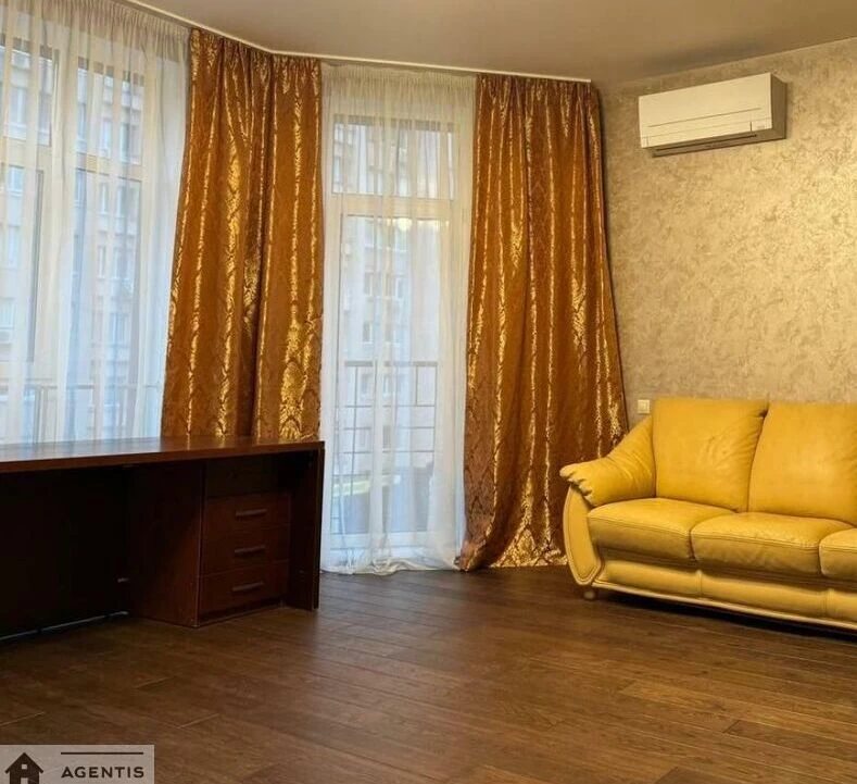 Здам квартиру. 2 rooms, 87 m², 3rd floor/7 floors. 48, Казимира Малевича вул., Київ. 