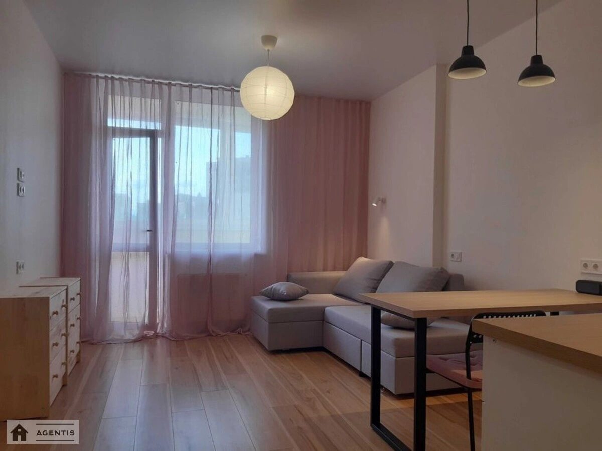 Apartment for rent. 1 room, 28 m², 13 floor/24 floors. 73, Polova 73, Kyiv. 