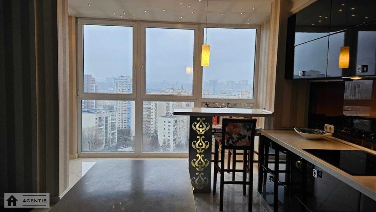Сдам квартиру. 3 rooms, 125 m², 20 floor/25 floors. 58, Голосеевский 58, Киев. 