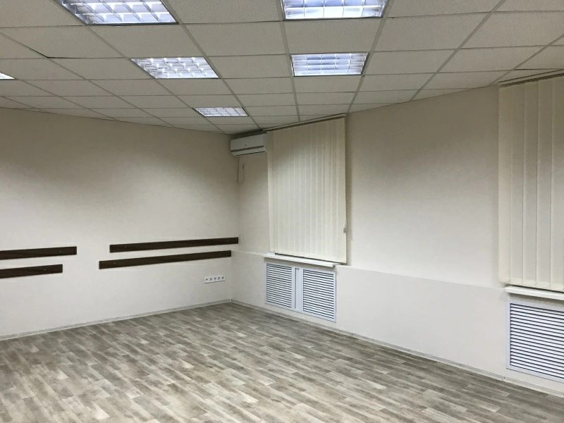 Office for rent. 27 rooms, 670 m², 2 floors. Berlinskogo Maksyma, Kyiv. 