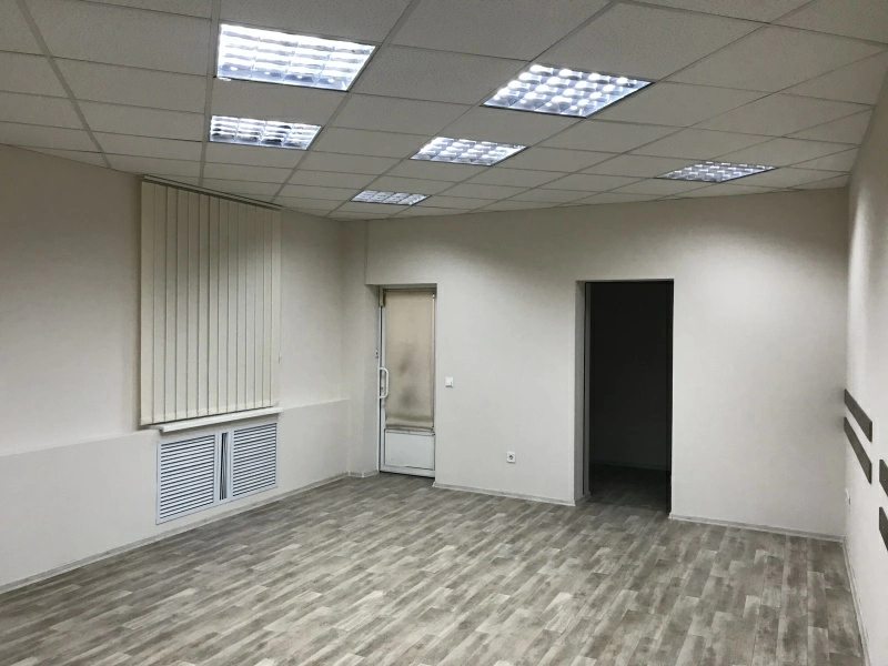 Office for rent. 27 rooms, 670 m², 2 floors. Berlinskogo Maksyma, Kyiv. 