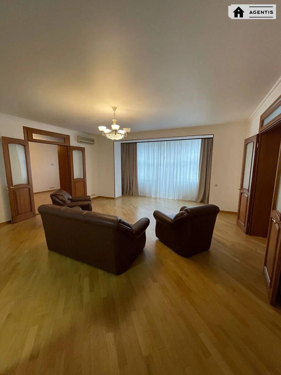 Сдам квартиру. 4 rooms, 220 m², 5th floor/12 floors. 14, Паторжинского 14, Киев. 
