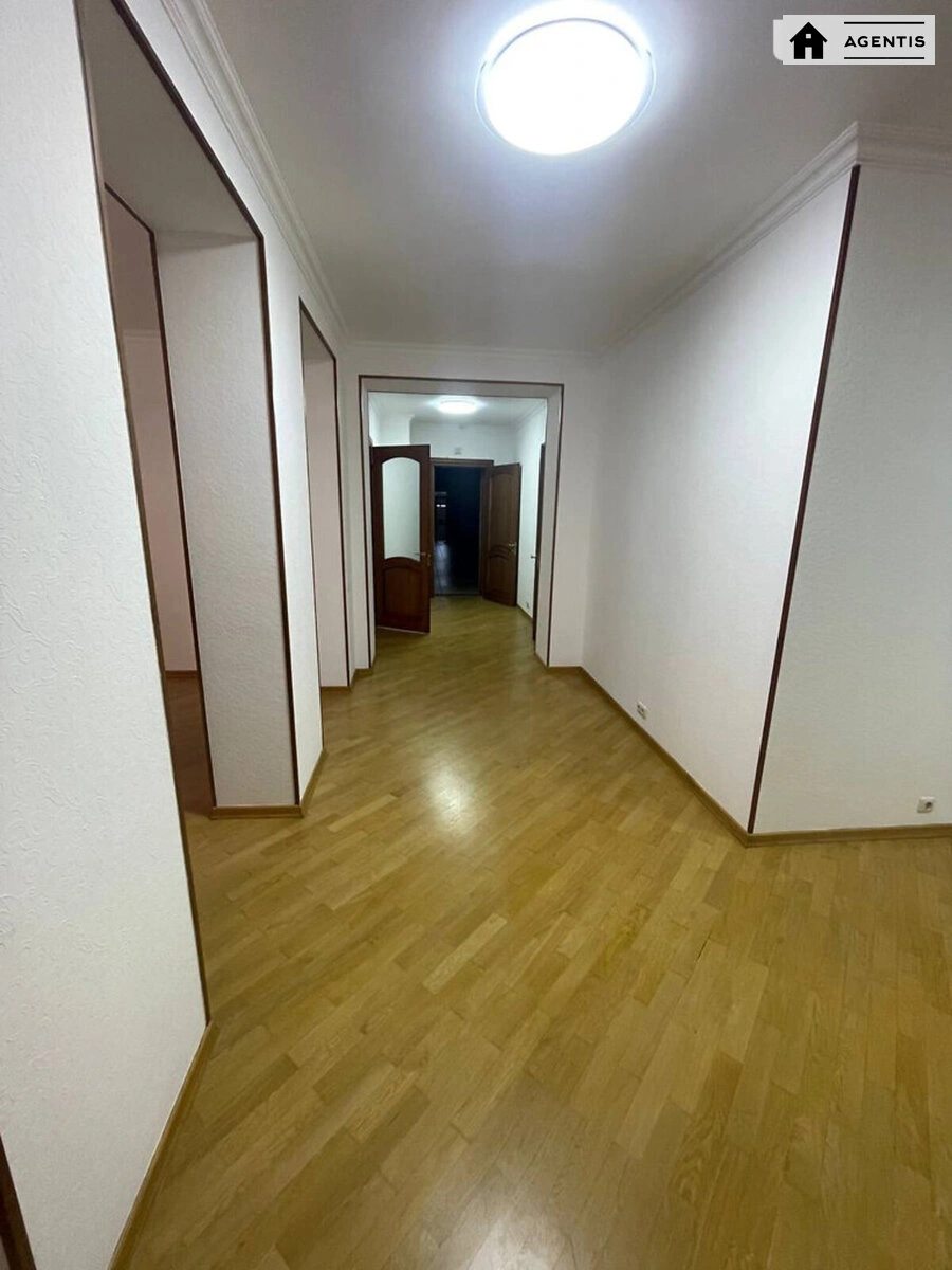Сдам квартиру. 4 rooms, 220 m², 5th floor/12 floors. 14, Паторжинского 14, Киев. 
