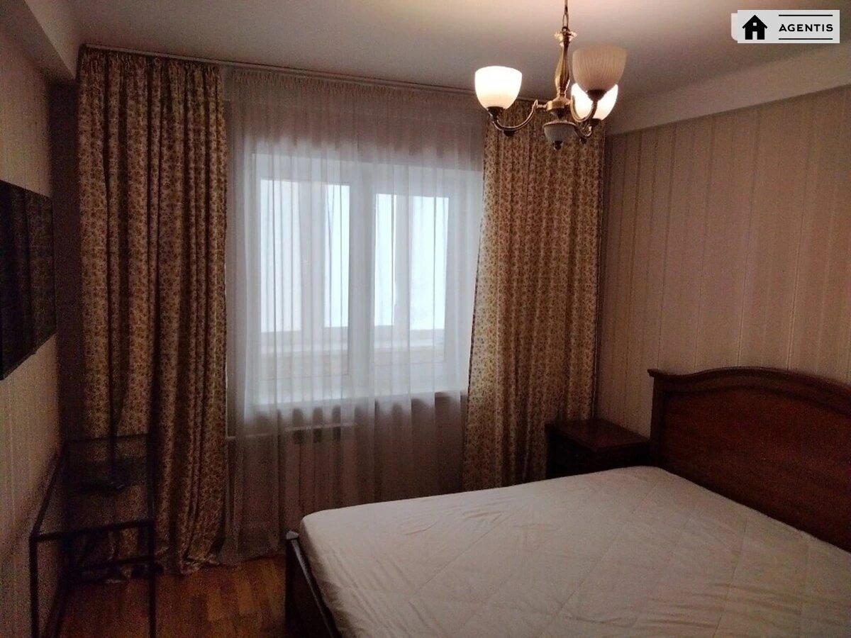 Apartment for rent. 2 rooms, 55 m², 7th floor/9 floors. 35, Yevhena Konovaltsya vul. Shchorsa, Kyiv. 