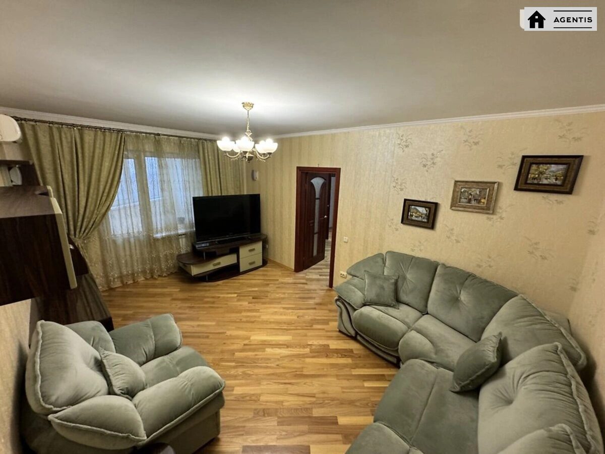 Apartment for rent. 4 rooms, 106 m², 10th floor/15 floors. 6, Fedora Ernsta vul., Kyiv. 