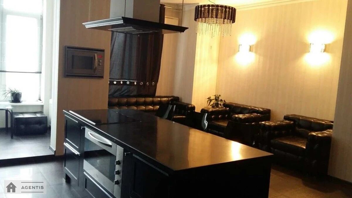 Apartment for rent. 3 rooms, 140 m², 8th floor/16 floors. 26, Dniprovska embankment 26, Kyiv. 