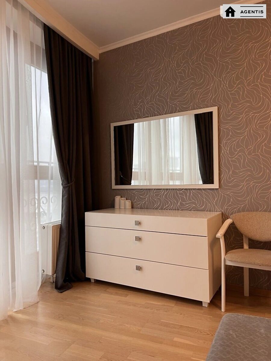 Apartment for rent. 2 rooms, 79 m², 14 floor/22 floors. 23, Dniprovska embankment 23, Kyiv. 