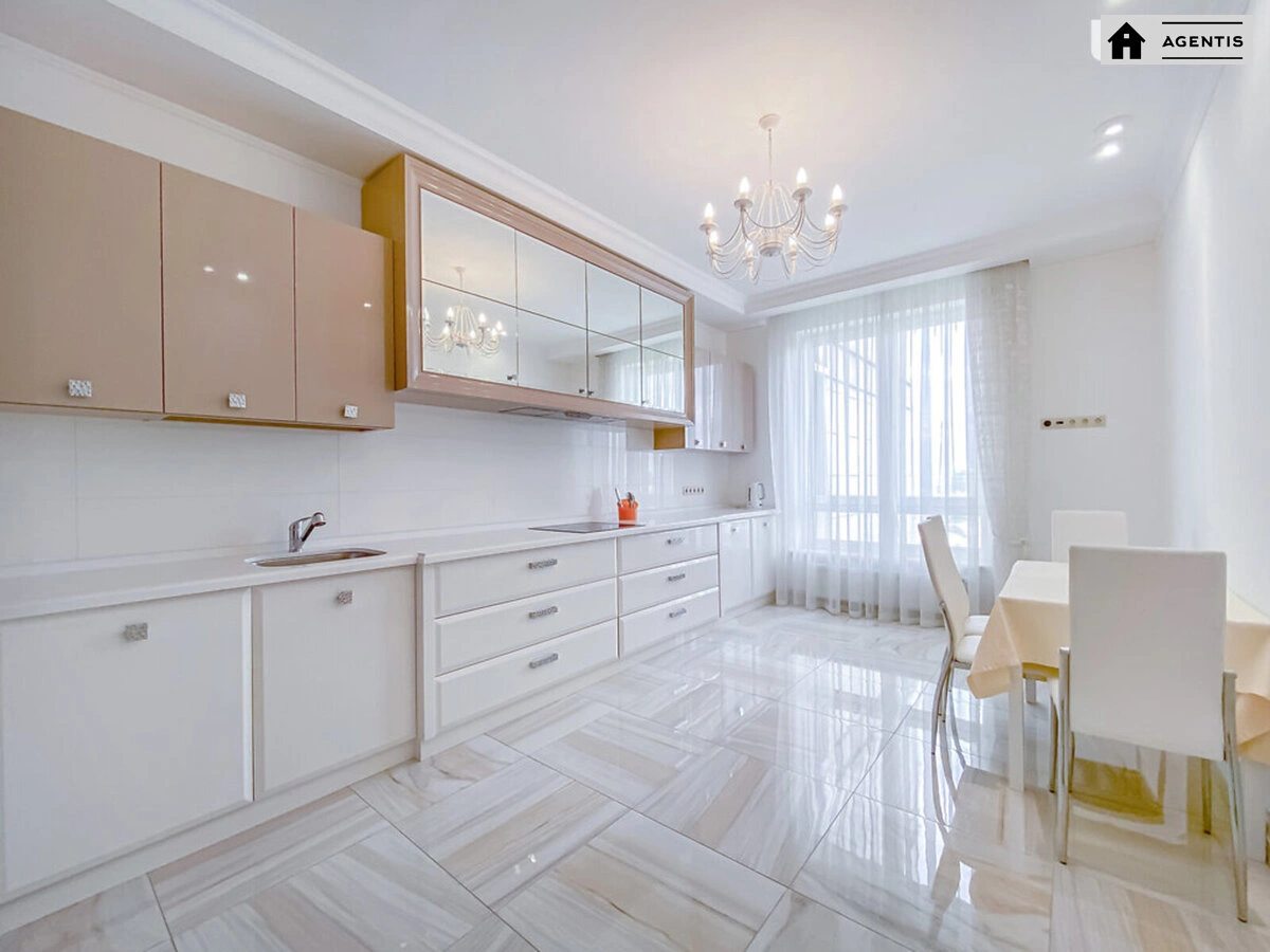 Apartment for rent. 3 rooms, 150 m², 8th floor/22 floors. 18, Instytutska 18, Kyiv. 