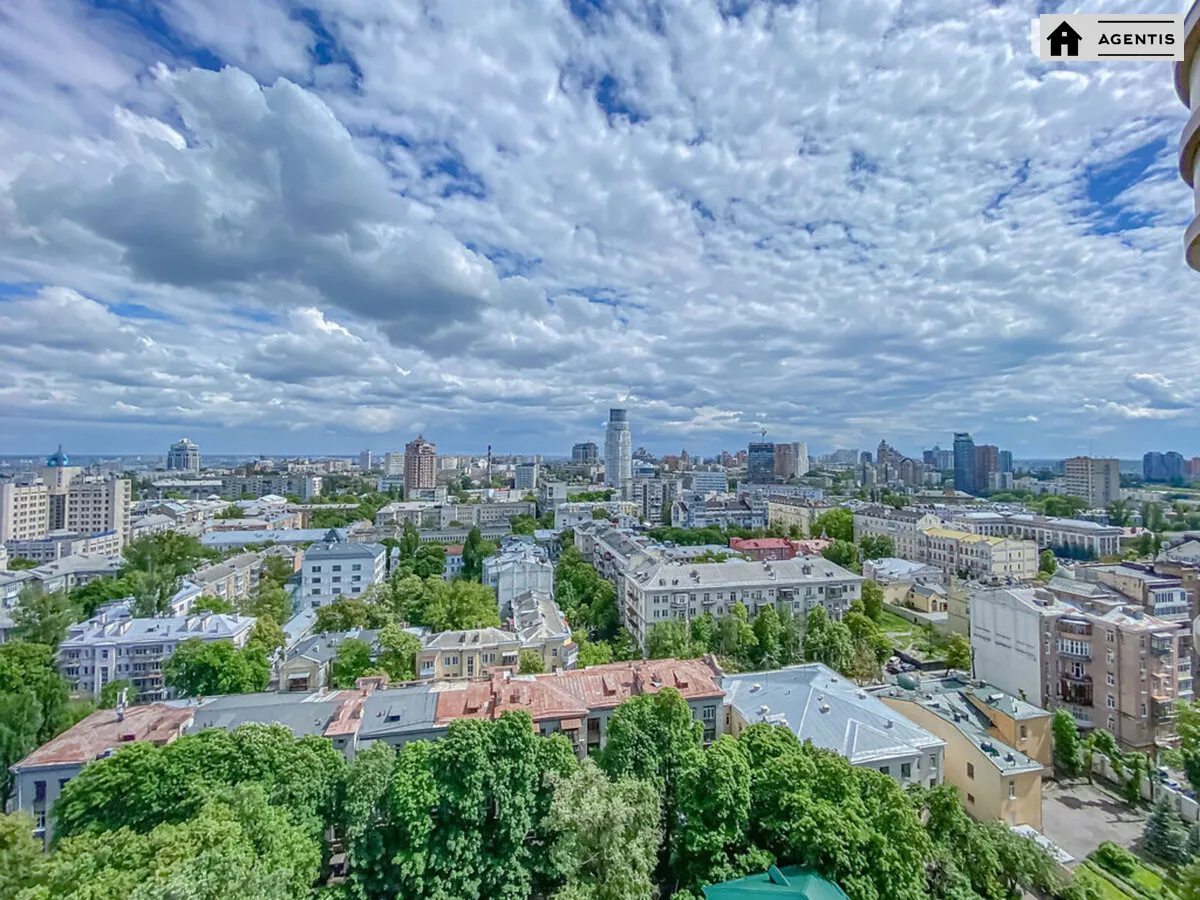 Здам квартиру. 3 rooms, 150 m², 8th floor/22 floors. 18, Інститутська 18, Київ. 