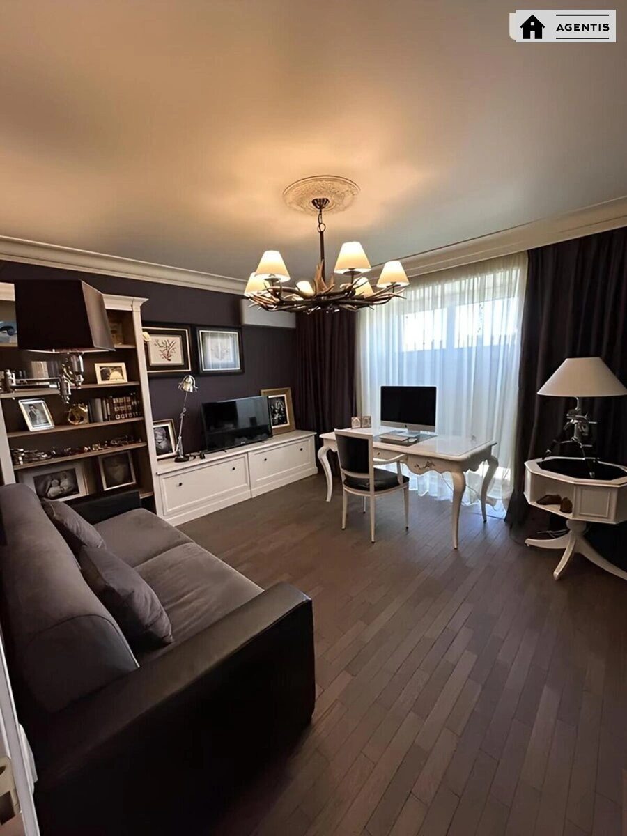 Apartment for rent. 4 rooms, 170 m², 6th floor/8 floors. 28, Urkivska 28, Kyiv. 