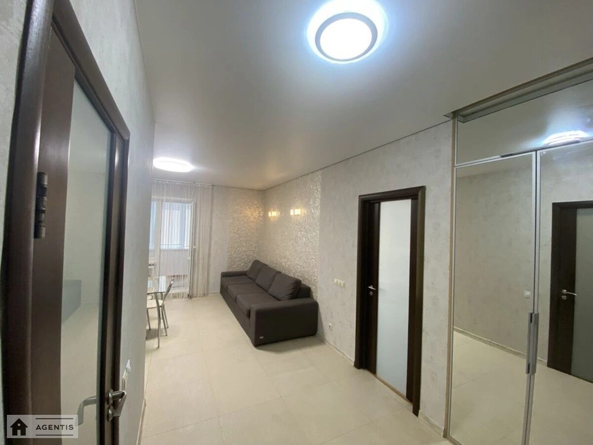 Apartment for rent. 1 room, 50 m², 2nd floor/10 floors. Chabany. 