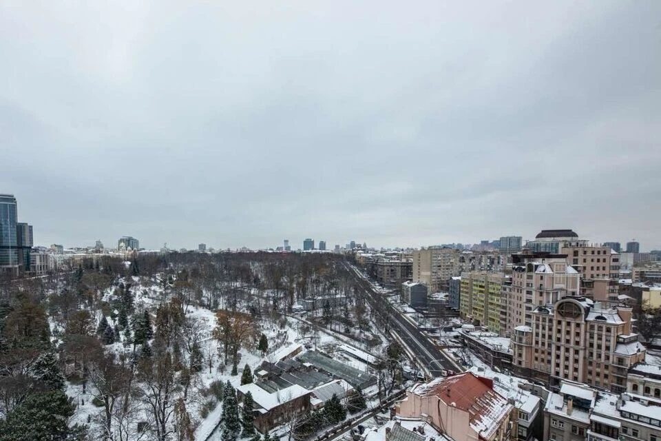 Сдам квартиру. 6 rooms, 4392 m², 16 floor/17 floors. 11, Назарівська вул. (Бориса Вєтрова), Киев. 