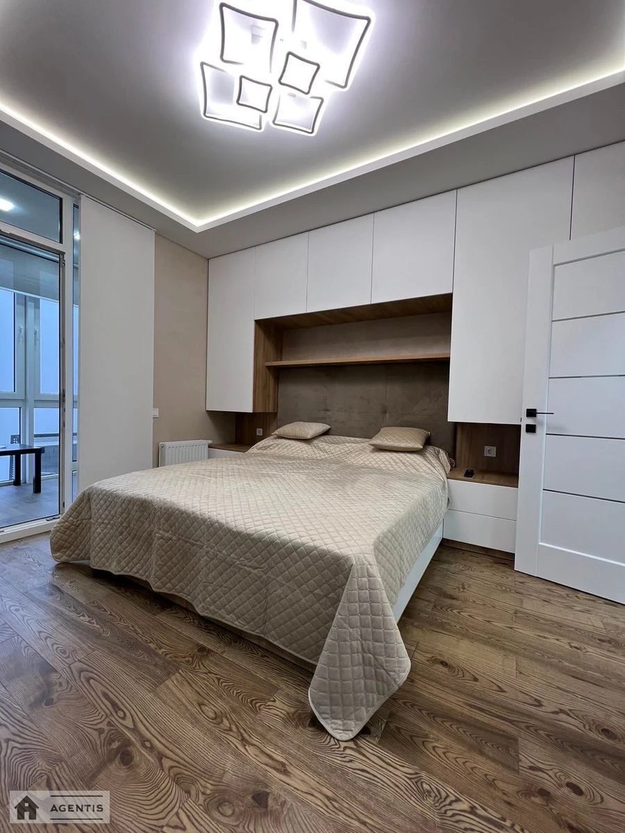 Apartment for rent. 1 room, 60 m², 23 floor/31 floors. Zarichna, Kyiv. 