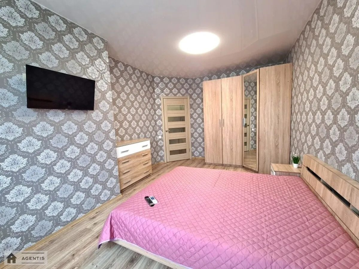 Apartment for rent. 1 room, 38 m², 9th floor/9 floors. 12, Bratska vul., Sofiyivska Borshchahivka. 