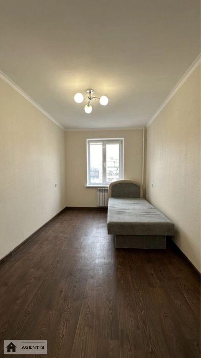 Сдам квартиру. 3 rooms, 69 m², 10th floor/10 floors. Драгоманова, Киев. 