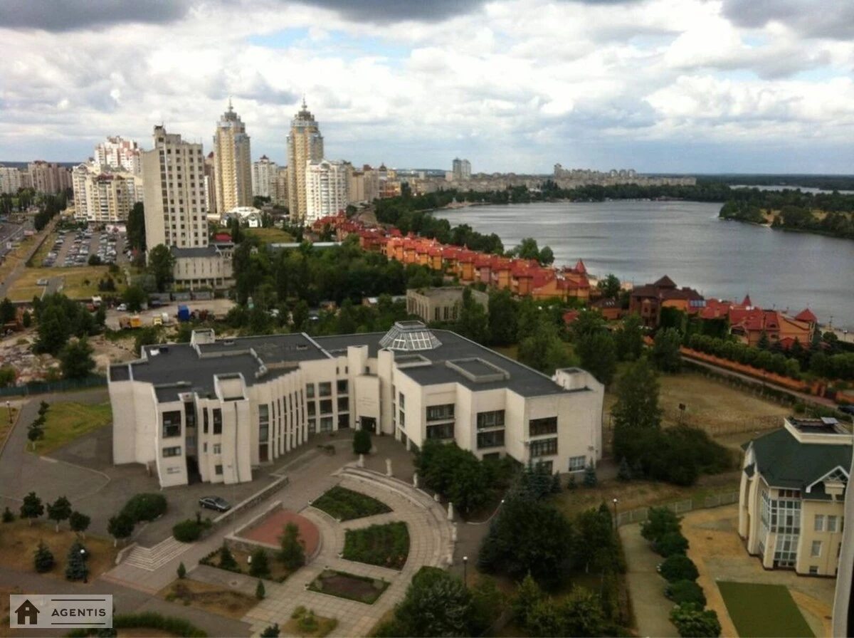 Apartment for rent. 4 rooms, 150 m², 15 floor/15 floors. 10, Volodymyra Ivasyuka prosp. Heroyiv Stalinhrada, Kyiv. 