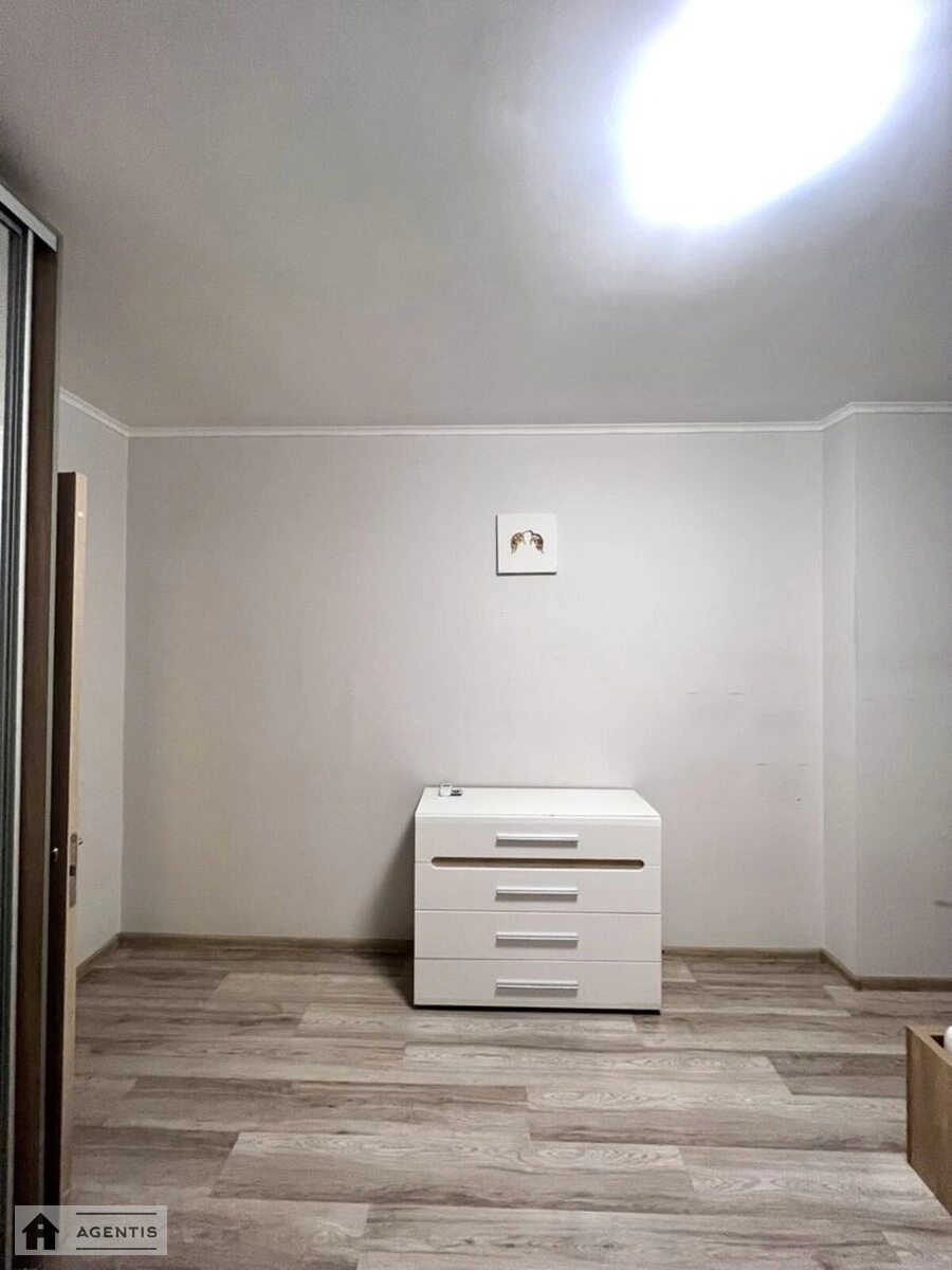 Apartment for rent. 1 room, 37 m², 8th floor/12 floors. 38, Boholyubova , Sofiyivska Borshchahivka. 