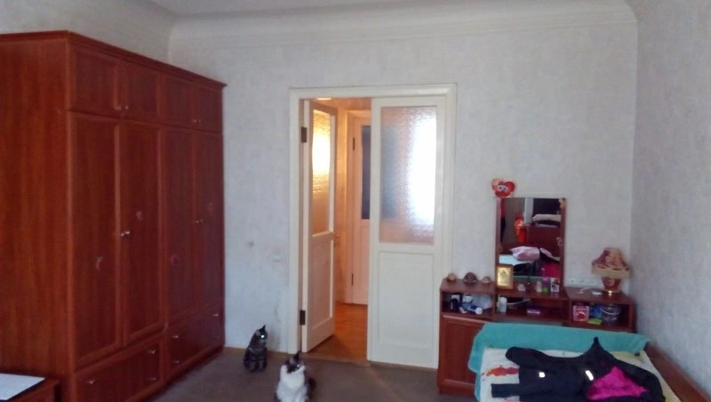 Продаж квартири. 3 rooms, 74 m², 2nd floor/4 floors. Москворецька, Дніпродзержинськ. 