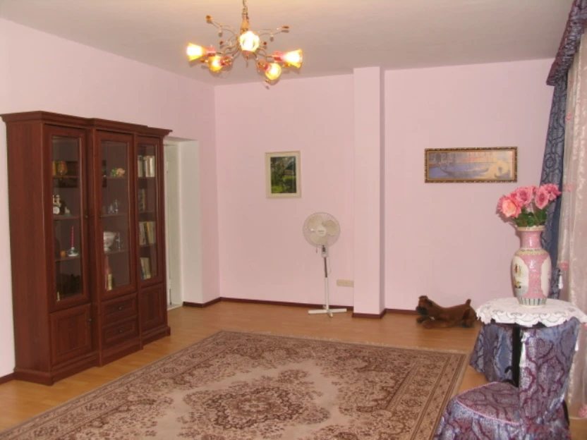 Продажа дома. 3 rooms, 250 m². Монаші. 