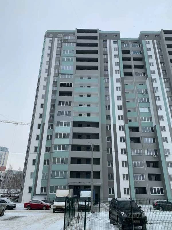 Apartments for sale. 2 rooms, 72 m², 12 floor/16 floors. 4, Zalyvnaya, Kharkiv. 