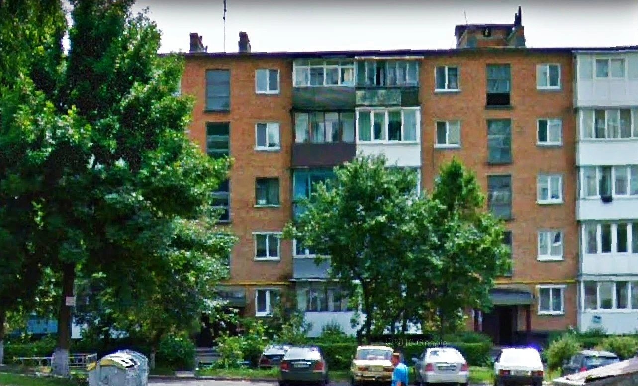 Apartments for sale. 2 rooms, 46 m², 1st floor/5 floors. 127, Aleksandryyskyy bulvar, Bila Tserkva. 