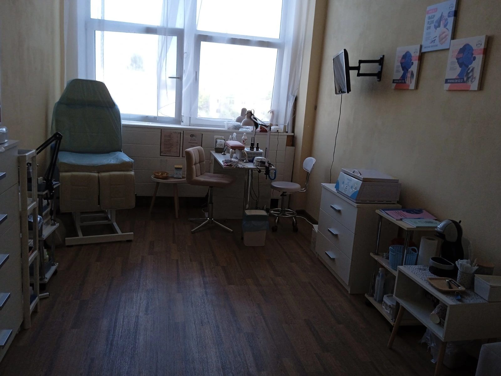 Здам офіс. 1 room, 16 m², 3rd floor/10 floors. Лівобережний масив, Київ. 