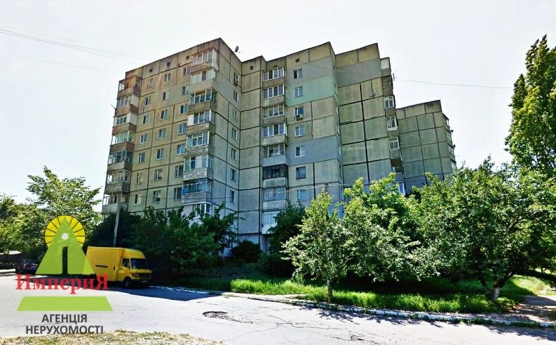 Apartments for sale. 3 rooms, 70 m², 5th floor/9 floors. 98, Heroev Krut, Bila Tserkva. 