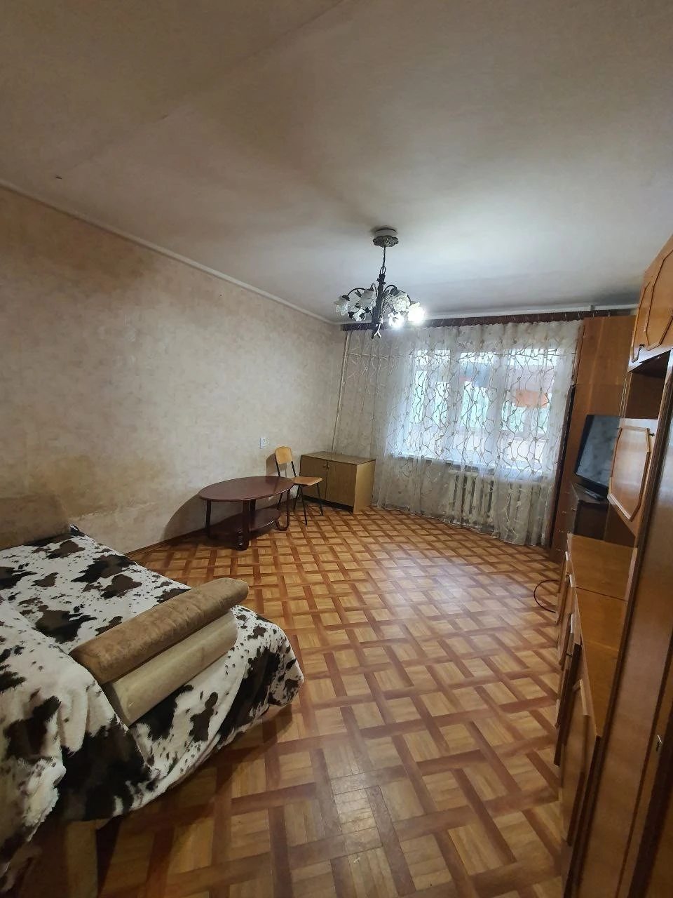 Apartments for sale. 3 rooms, 69 m², 2nd floor/9 floors. Odesa. 
