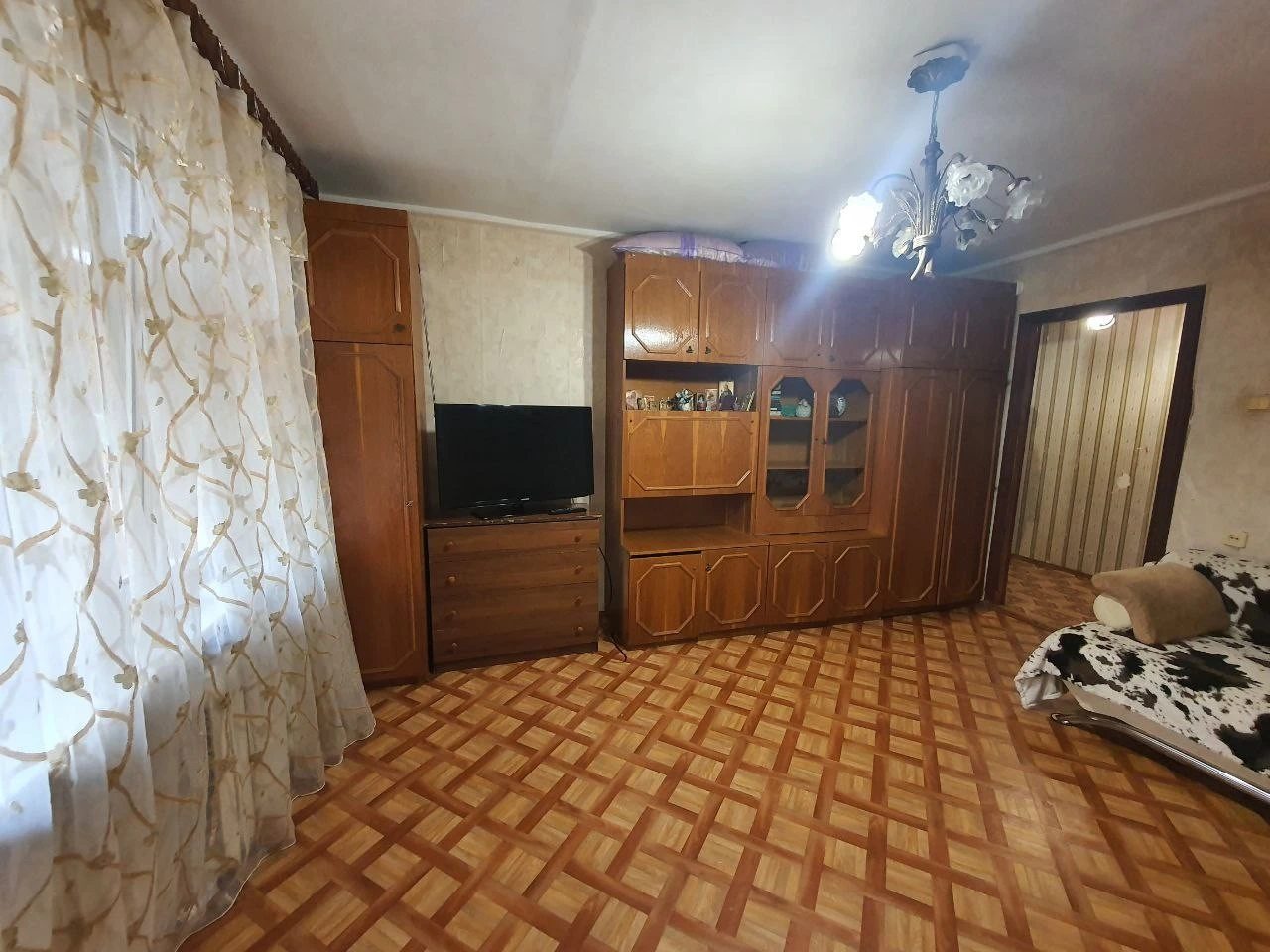 Apartments for sale. 3 rooms, 69 m², 2nd floor/9 floors. Odesa. 