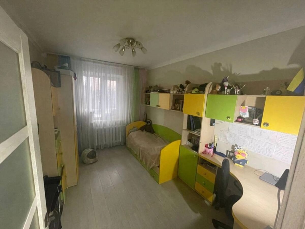 Apartments for sale. 2 rooms, 52 m², 2nd floor/9 floors. 1, Vul. Mashynobudivnykiv, Vyshneve. 
