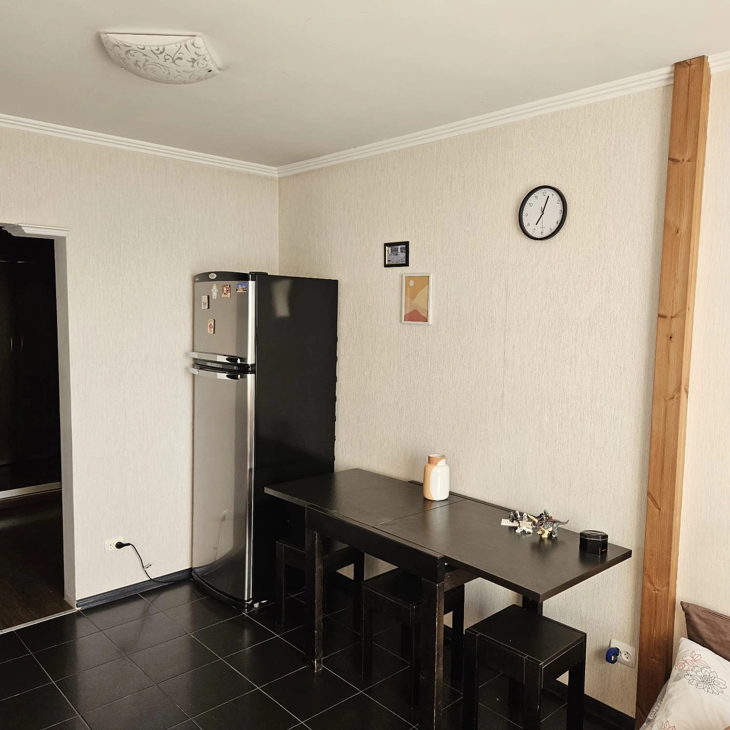 Apartment for rent. 1 room, 49 m², 21 floor/22 floors. 19, Pravdy 19, Kyiv. 