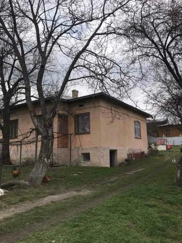 House for sale. 4 rooms, 93 m². Dolyna. 