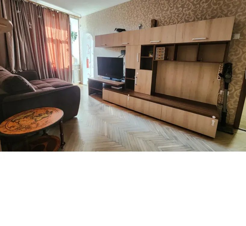 Продажа квартиры. 2 rooms, 50 m², 4th floor/4 floors. 35, Гоголевская 35, Киев. 