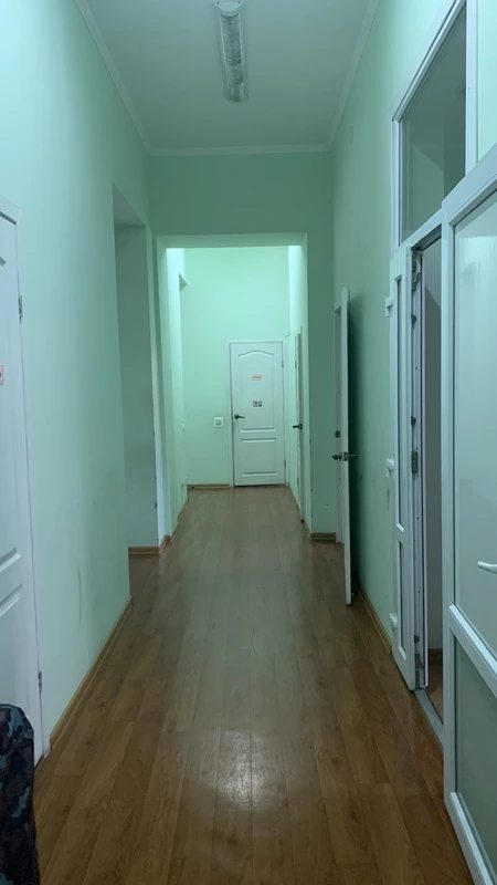 Продам нерухомість під комерцію. 173 m², 2nd floor/3 floors. Канатная ул., Одеса. 