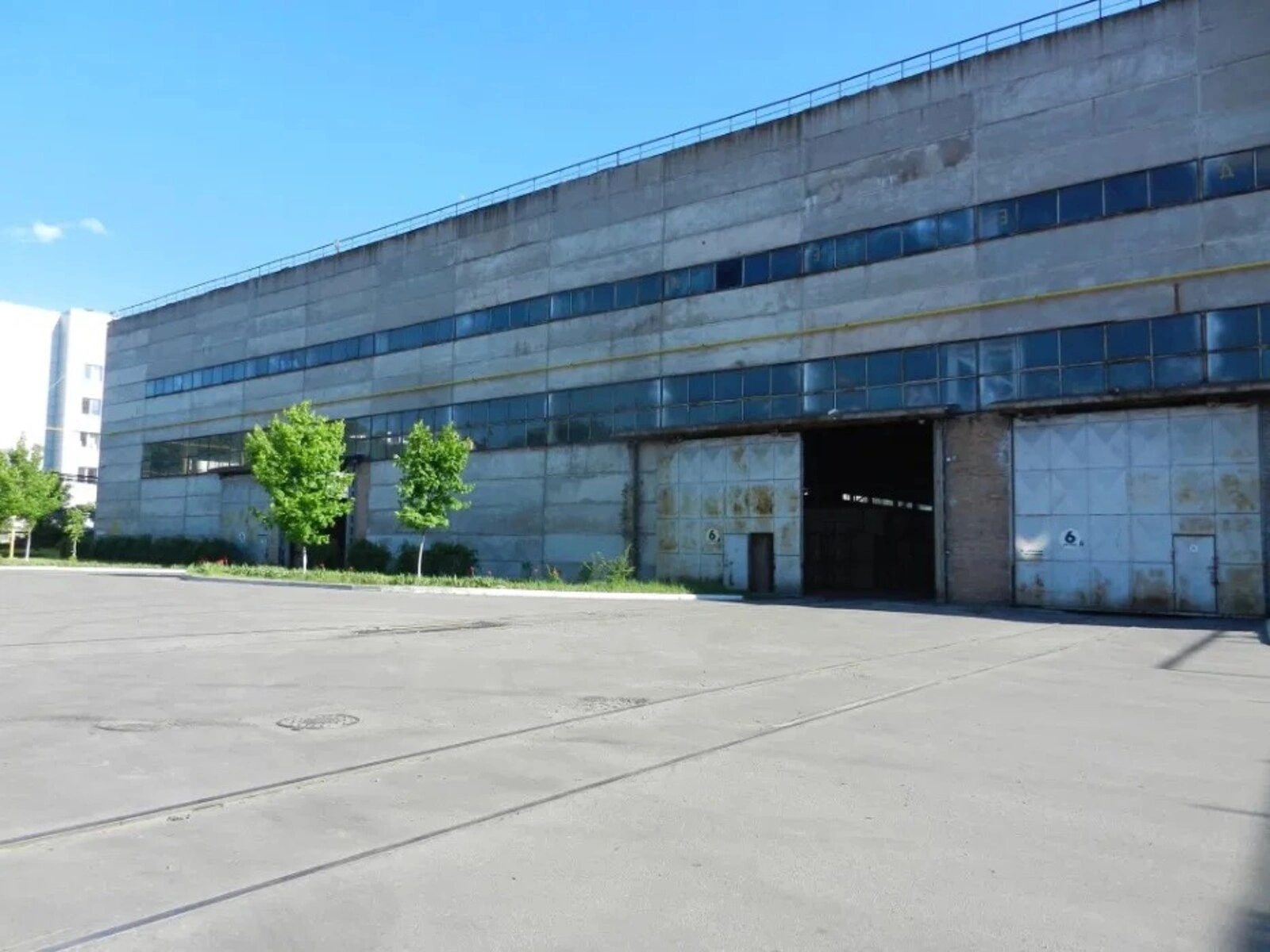 Сдам склад производство 1000 метров на пр. Богдана Хмельницкого.