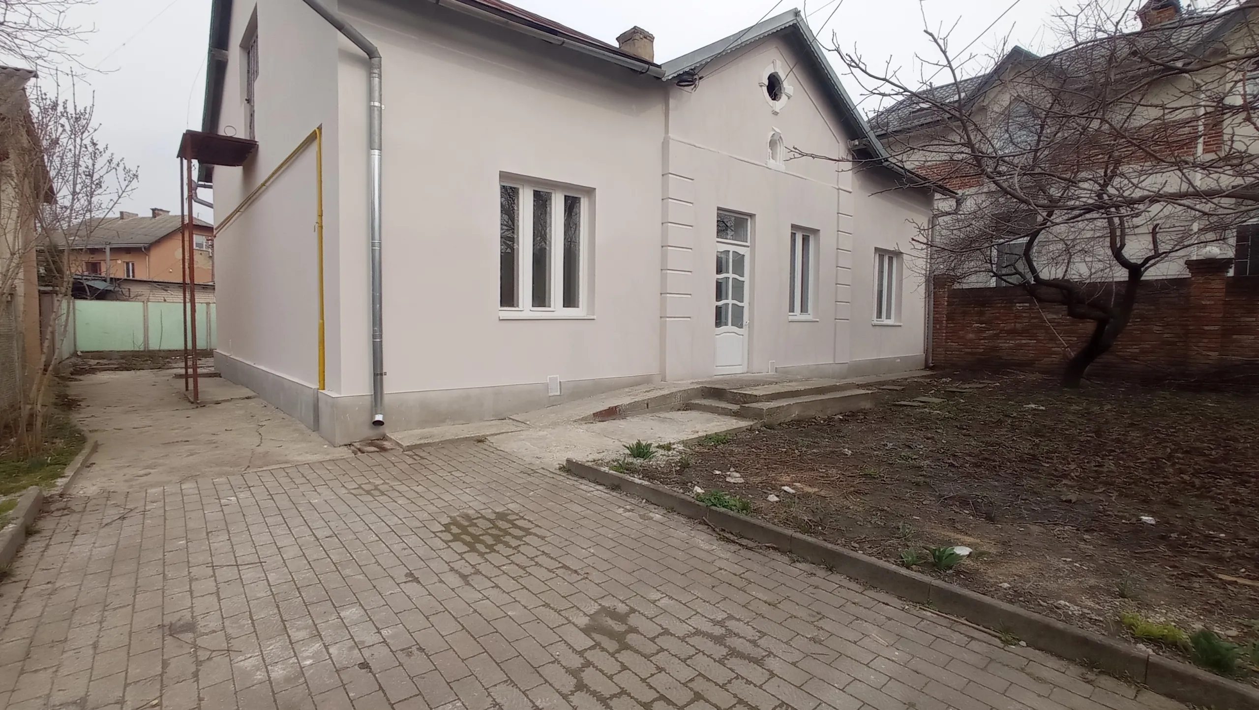 House for sale. 8, Mendeleyeva, Ivano-Frankivsk. 
