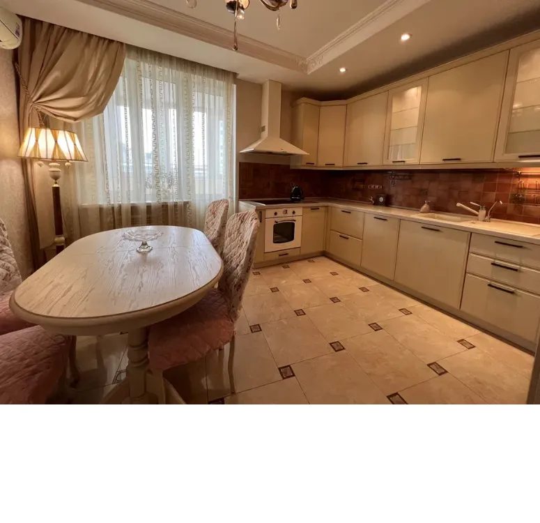Apartment for rent. 4 rooms, 132 m², 9th floor/16 floors. 14, Bulvar Koltsova, Kyiv. 