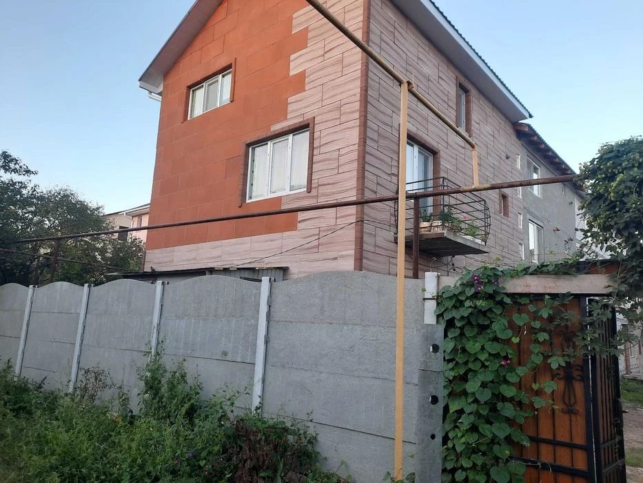 Townhouse for sale. 2 rooms, 60 m², 3 floors. Odesa. 