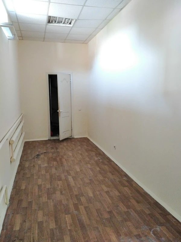Продам офіс. 100 m², 2nd floor/2 floors. Ленинградская ул., Дніпро. 