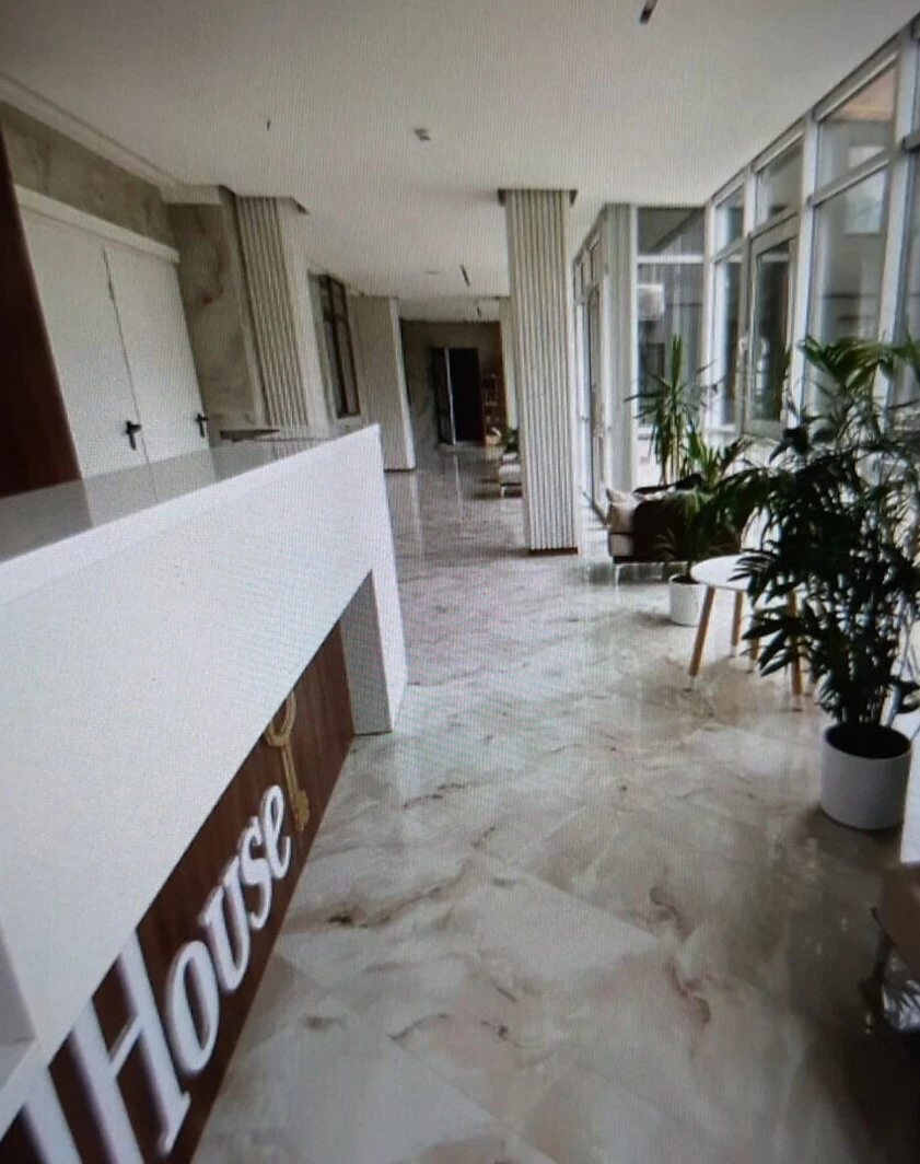 Apartments for sale. 1 room, 42 m², 3rd floor/25 floors. 18, Nahorna vul., Kyiv. 