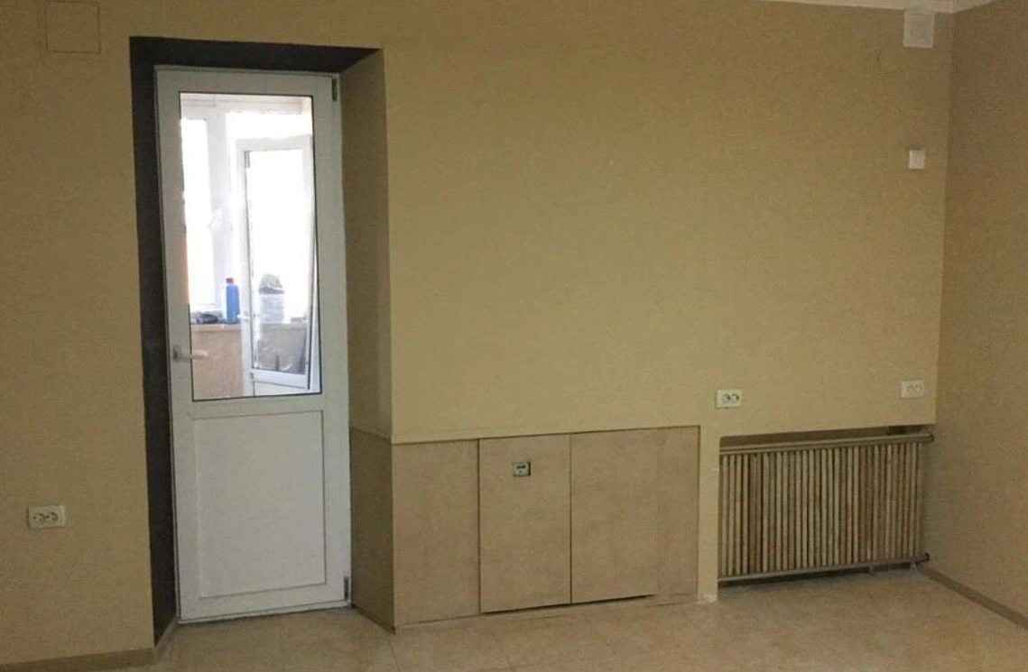 Продаж комерційного приміщення. 50 m², 1st floor/16 floors. Мира Пр , Дніпро. 