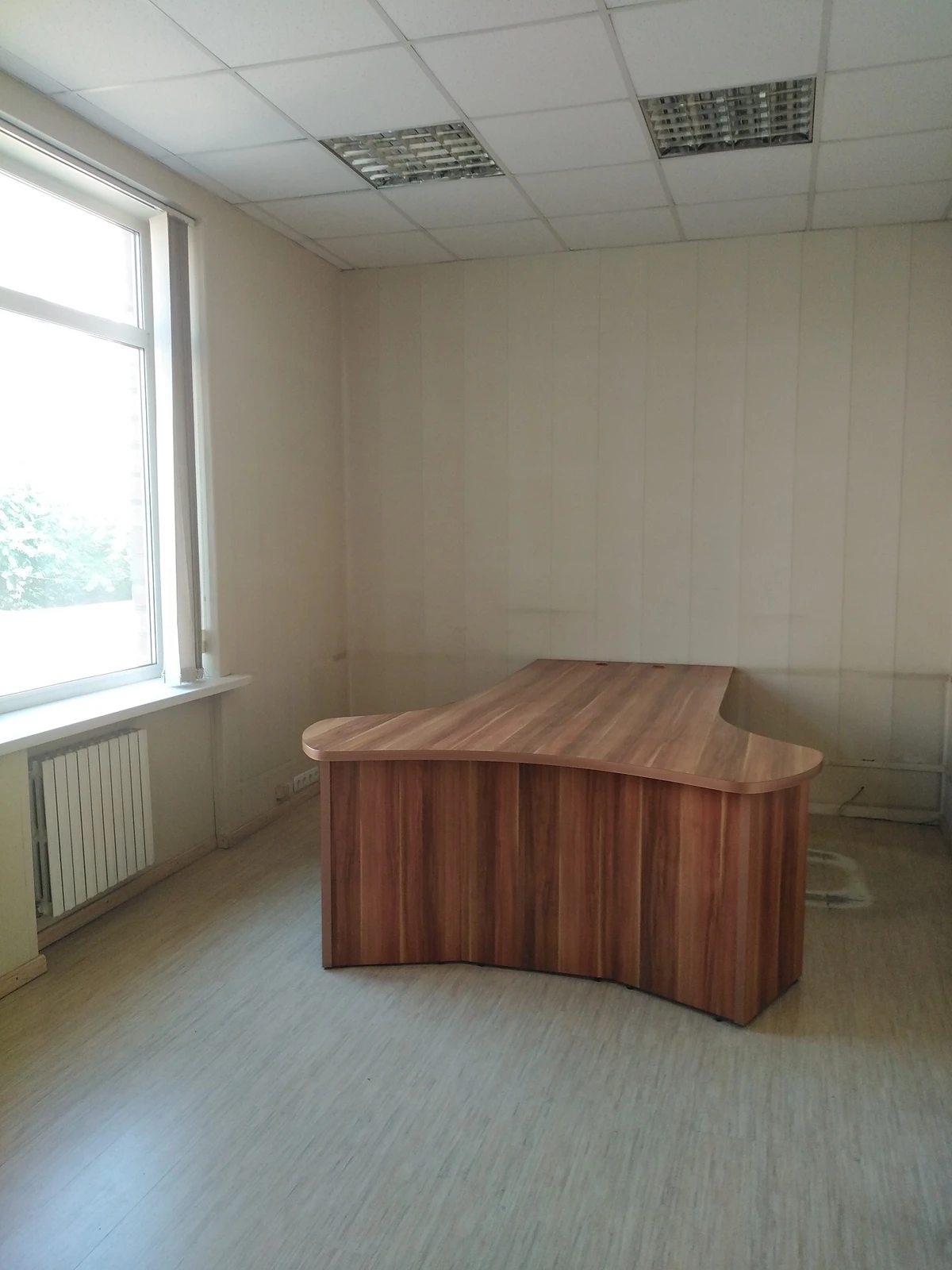 Продам офіс. 70 m², 2nd floor/2 floors. Столярова ул., Дніпро. 