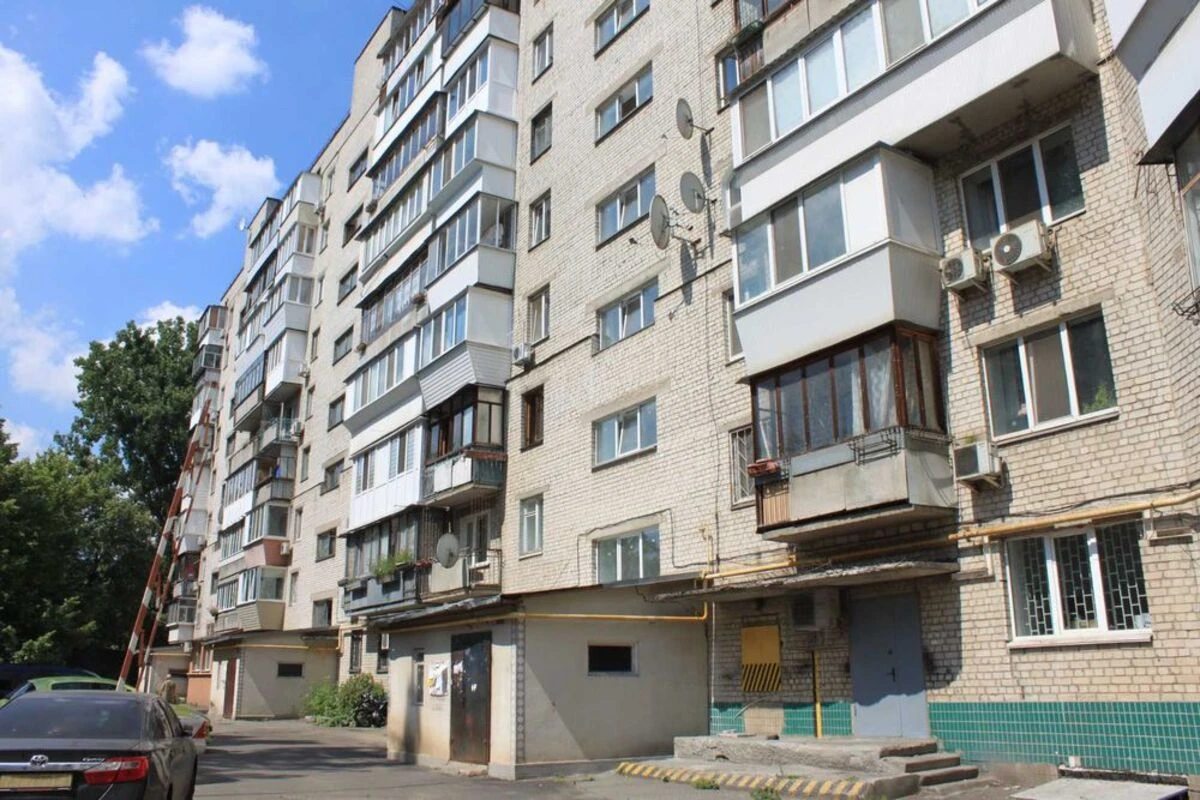 Apartments for sale 1 room, 35 m², 1st fl./9 floors. 59, Sichovyh Strliltsiv 59, Kyiv. 