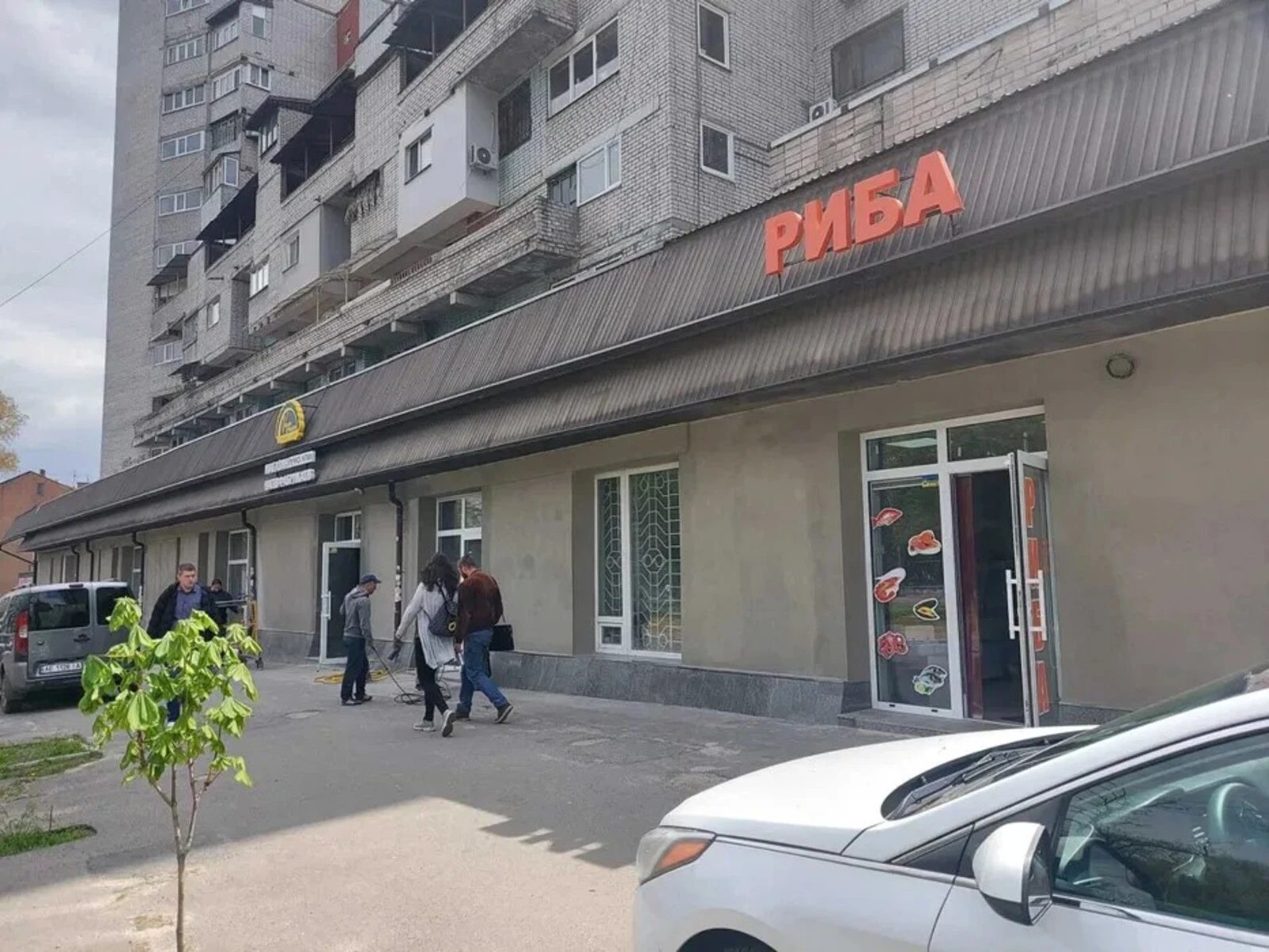 Commercial space for sale. 40 m², 1st floor/5 floors. Pushkyna pr., Dnipro. 