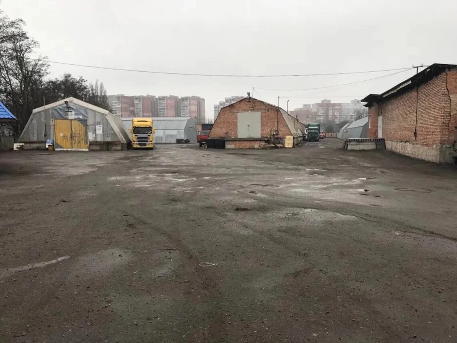 Продам нерухомість для виробничих цілей 200 m². Труда пр., Дніпро. 