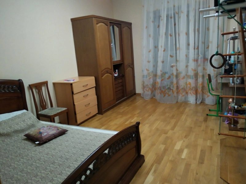 Продаж квартири. 3 rooms, 84 m², 8th floor/16 floors. 3, Бударина 3, Київ. 
